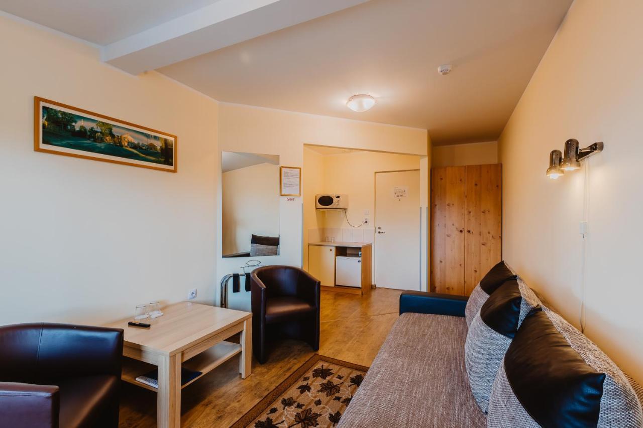 Aleksandri Hotel Tartu Eksteriør billede